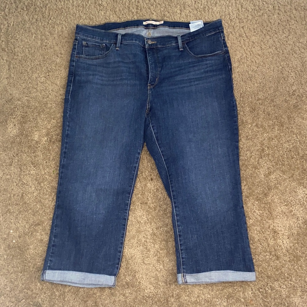 Levi’s 311 Shaping Skinny Capri - 20W - Super Stretchy!